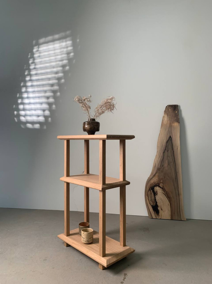 Этажерка из массива дуба