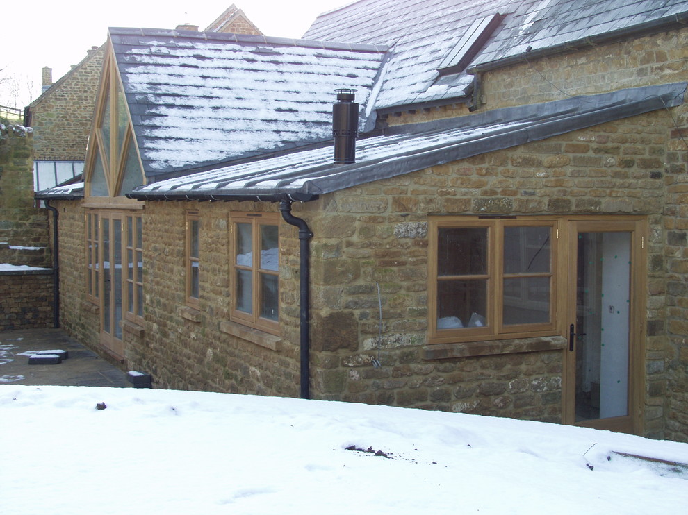 Photo of a traditional exterior in Oxfordshire.
