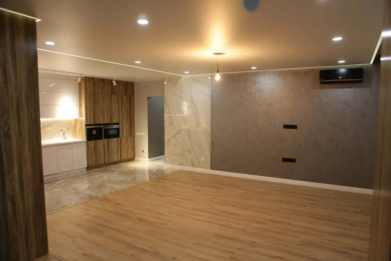 Ярыгинская набережная 3