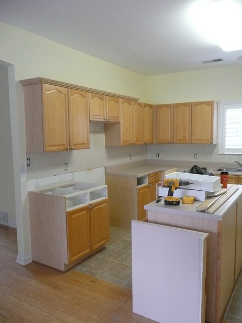 Transitional style kitchen transitional