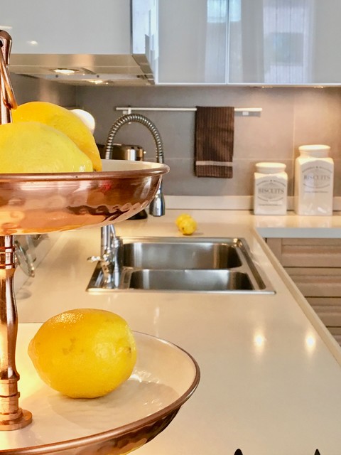 Esempio di una cucina minimal