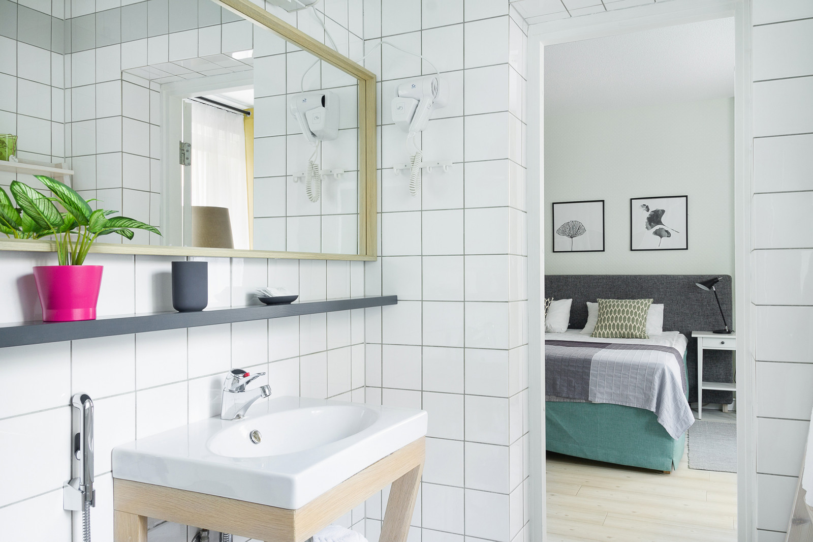 Отель "Саквояж"