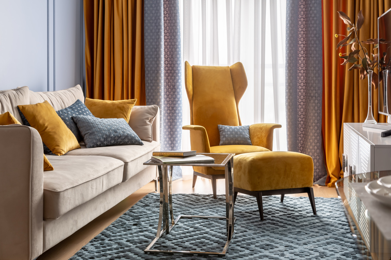 Благородная эклектика. Квартира в Москве.