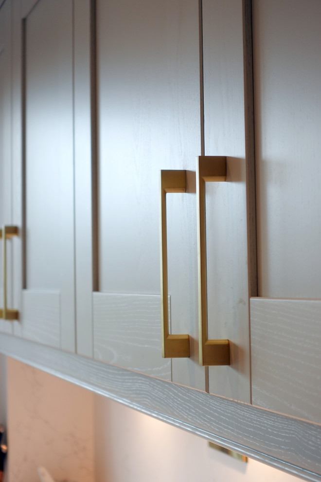 The Desford Kitchen - Colmar - RRP £27,500 - Luxe Price £21,000