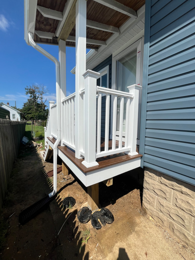 Gibbstown, Rear Deck