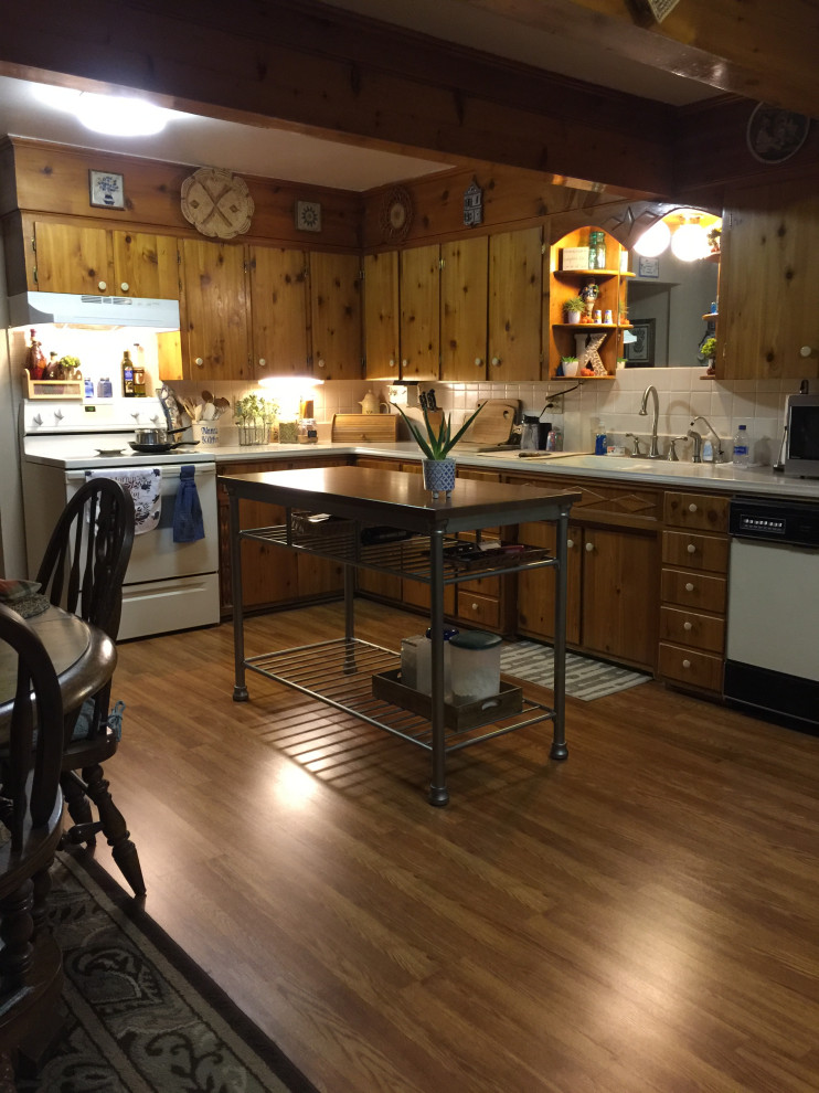 How Much Room Do You Need for a Kitchen Island?