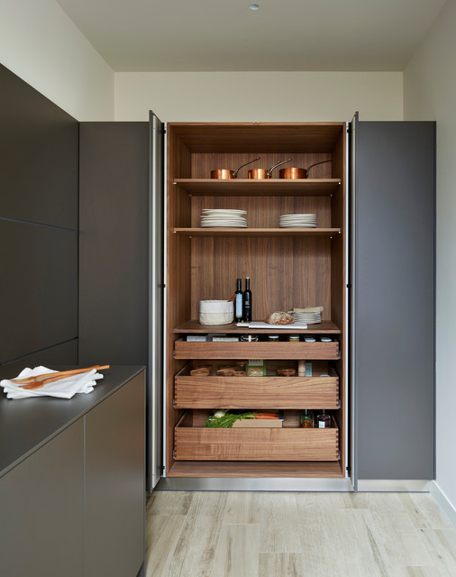 Bold elegance kitchen