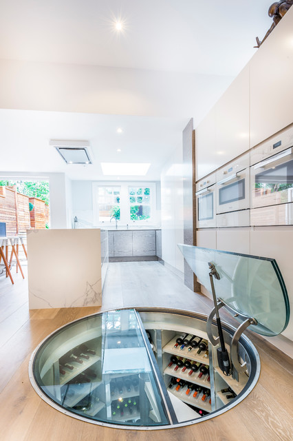 Ferncroft Avenue contemporaneo-bodega
