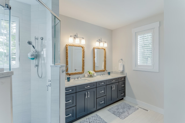 Nautical Family Compound bathroom