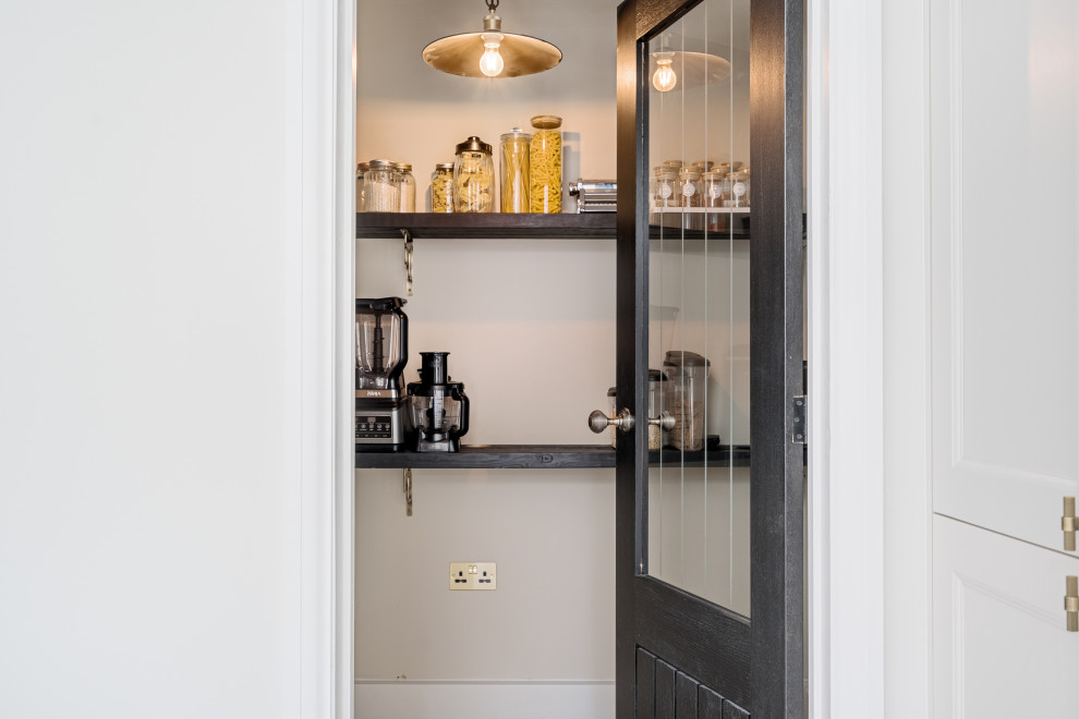 Wyncham Avenue Living Areas & Kitchen
