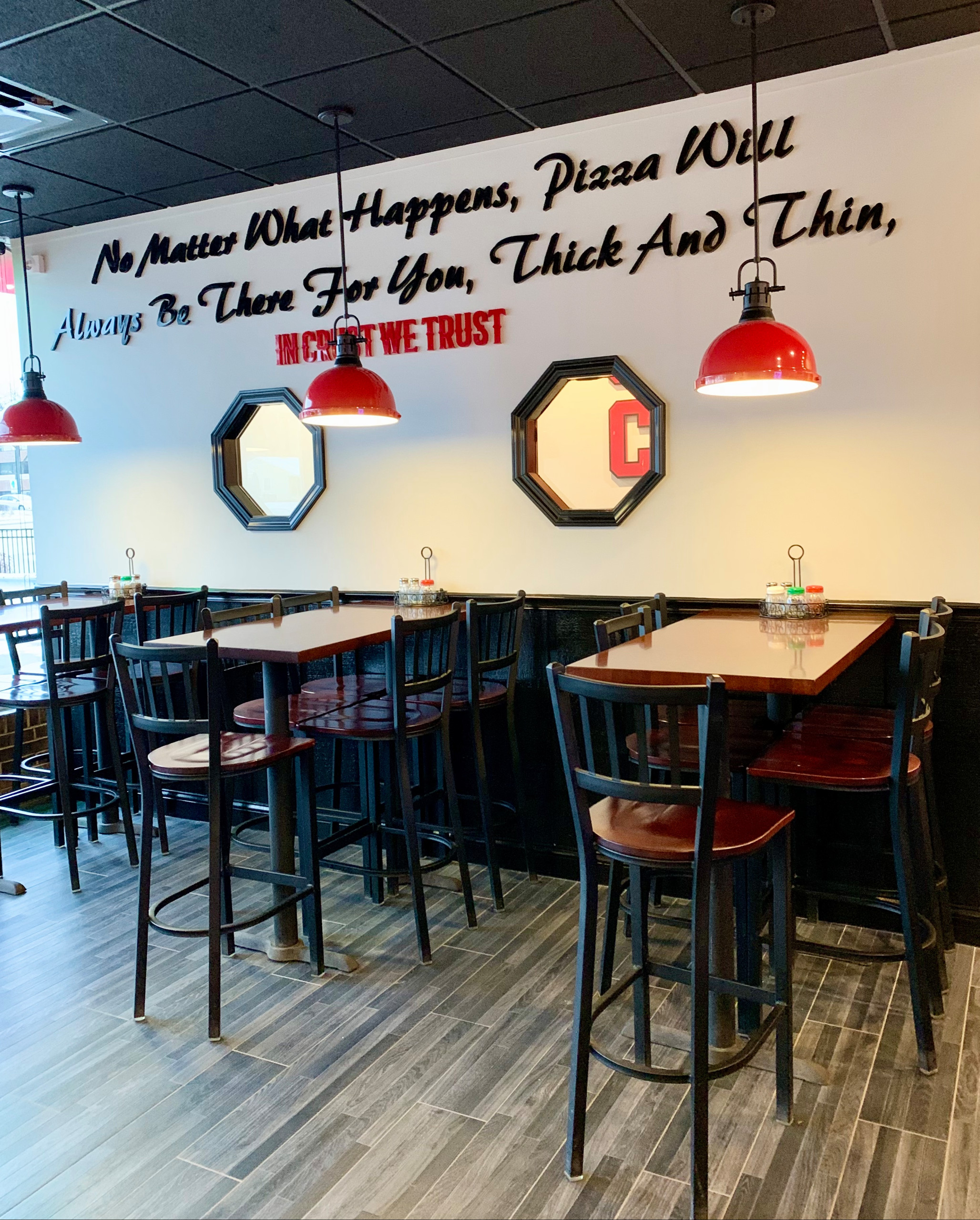 Mrs. T's Pizza