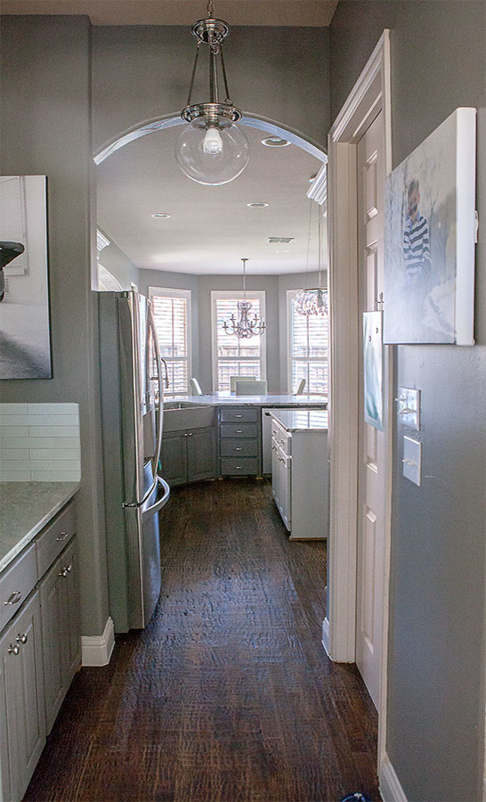 Inspiration for a transitional home design remodel in Dallas