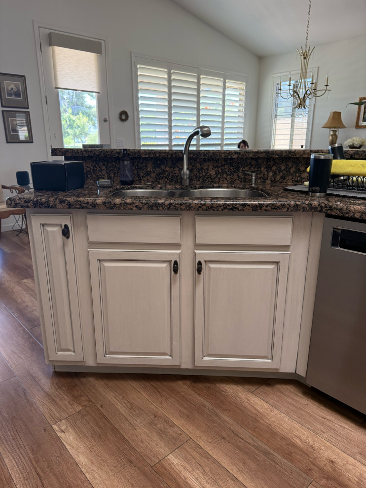 Desert Fairway Kitchen