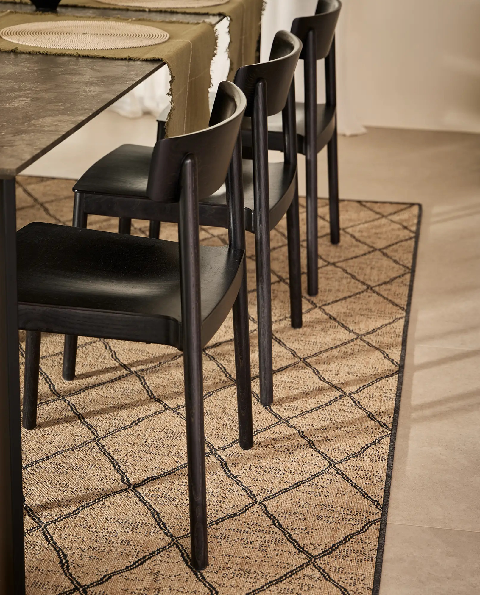 CUSTOM MADE RUGS&CARPETS