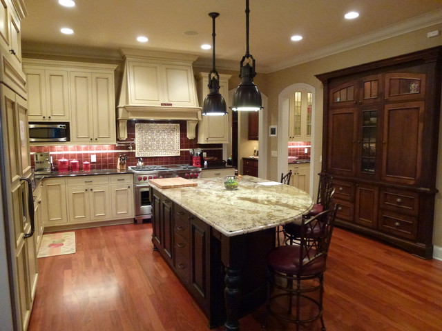 Kitchen american-traditional-kitchen