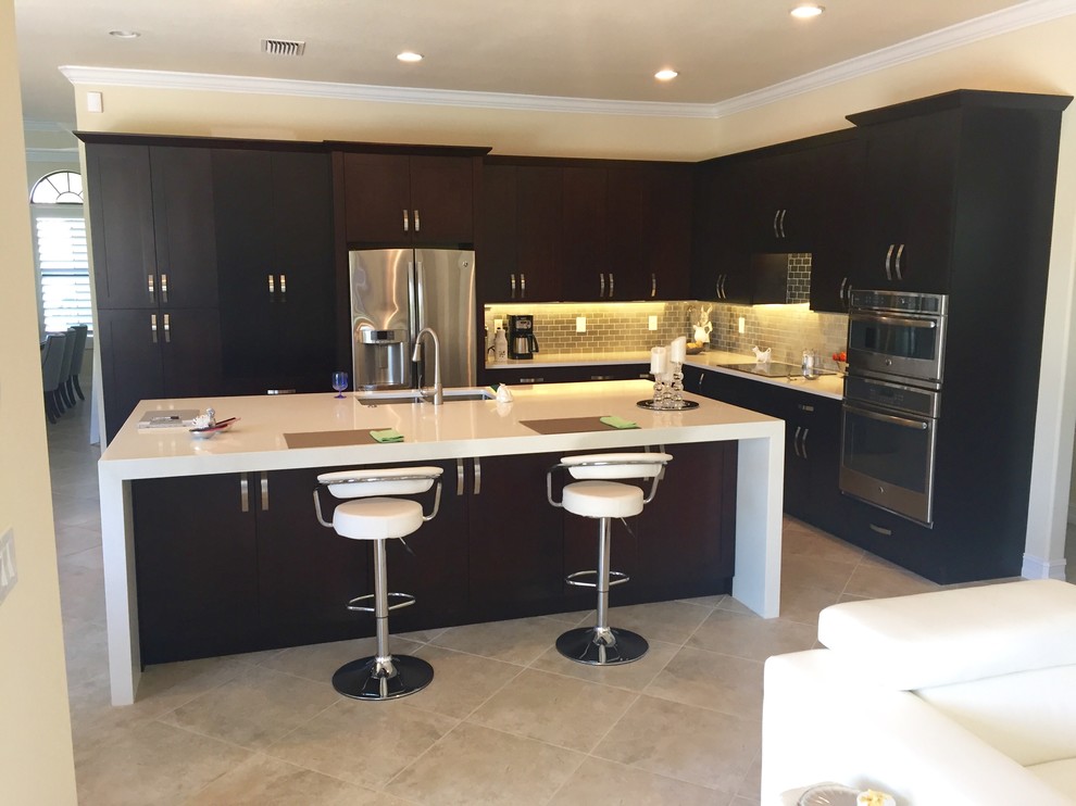 Inspiration for a transitional kitchen remodel in Miami
