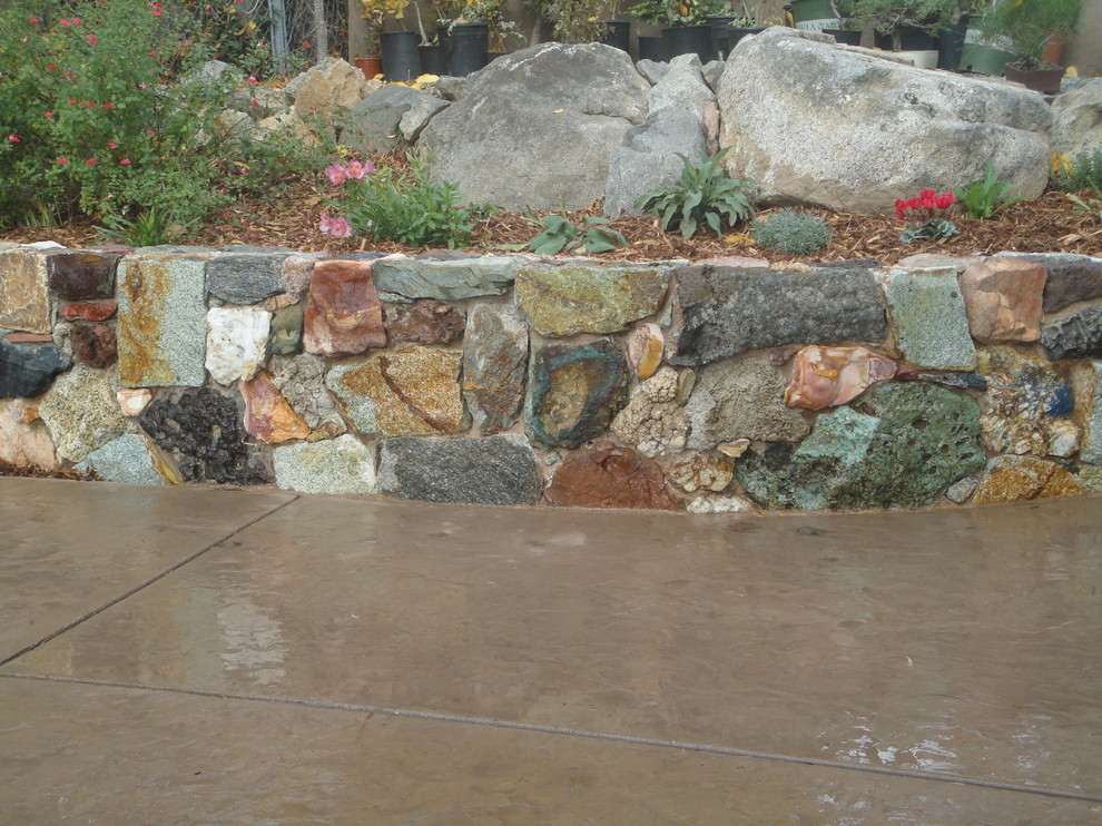 This is an example of a rustic landscaping in Sacramento.