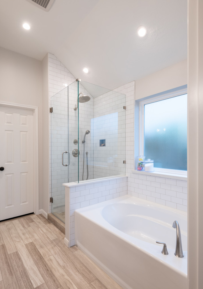 Example of a transitional bathroom design in Houston