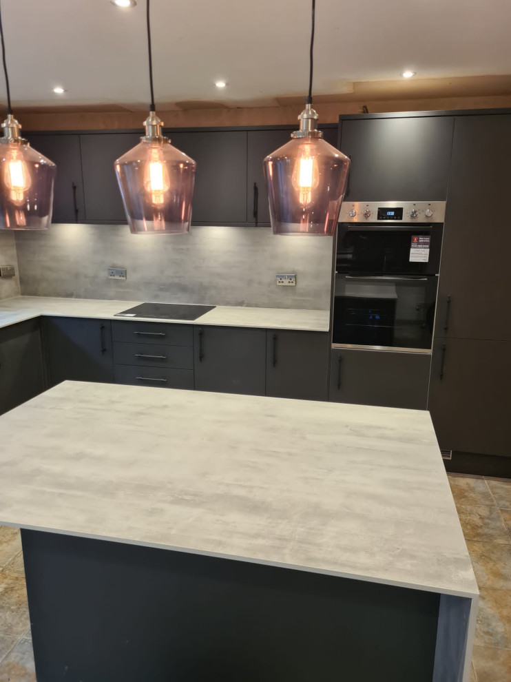 Worktop specialists (quartz, oak, compact laminate, laminate)