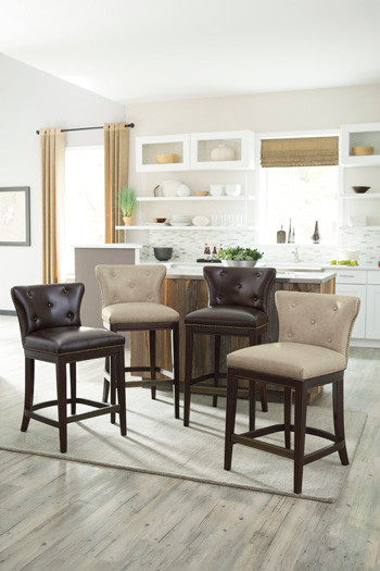 Kitchen - rustic kitchen idea in Orlando