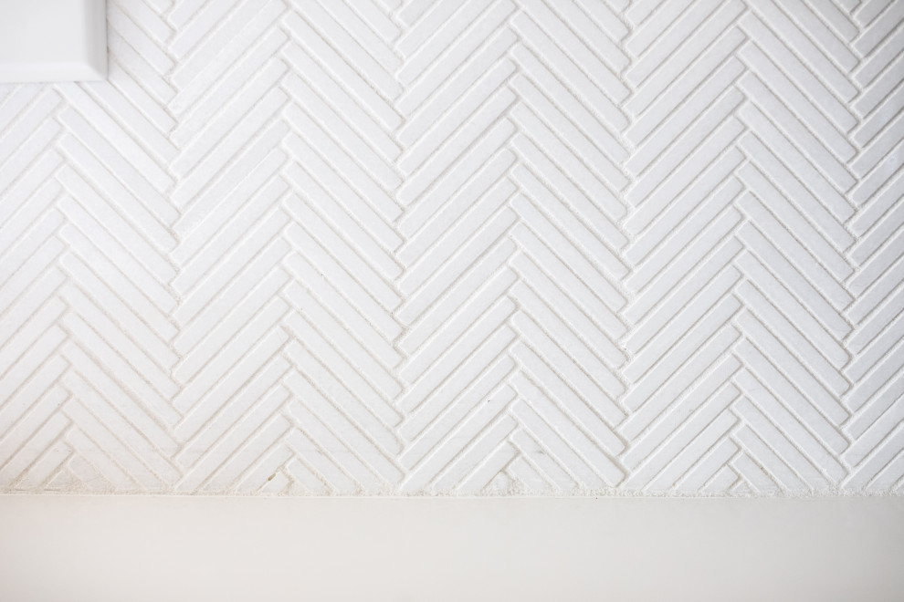 Inspiration for a transitional home design remodel in Orange County