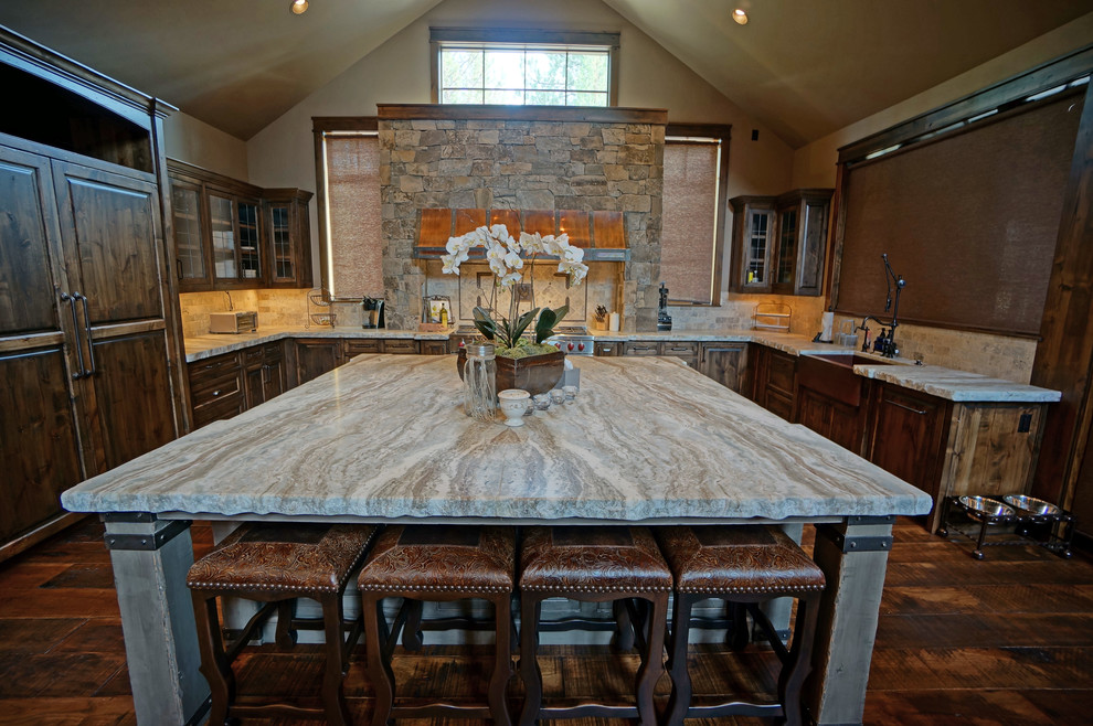 Kitchen - rustic kitchen idea