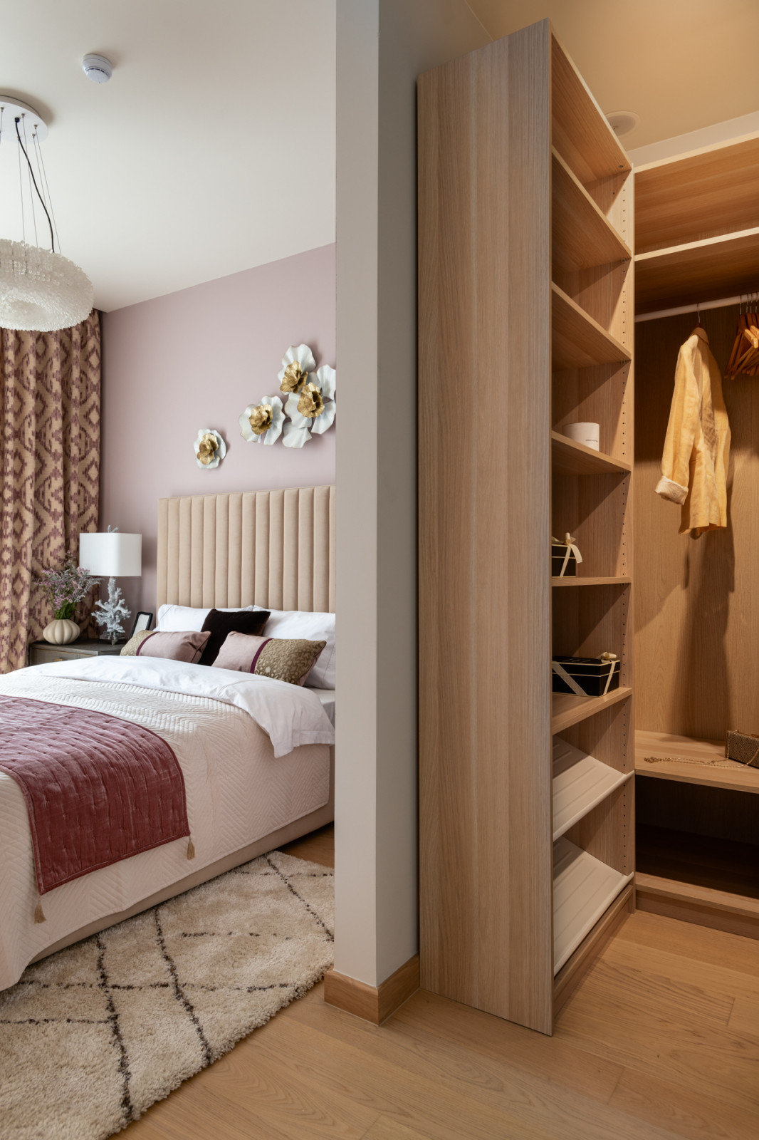 Современная квартира для молодой леди