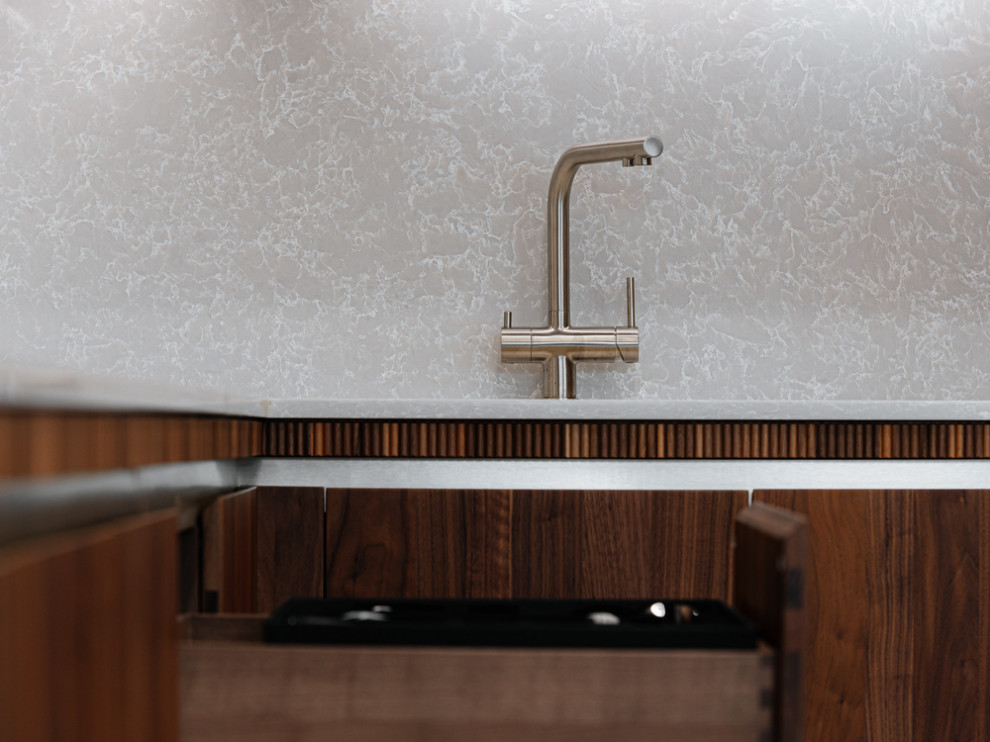 ЖК Knight Bridge - Кухня Glamour от фабрики Old Line