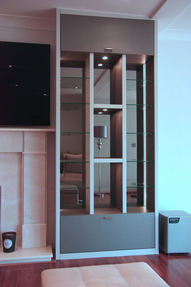 Fitted Contemporary Alcoves