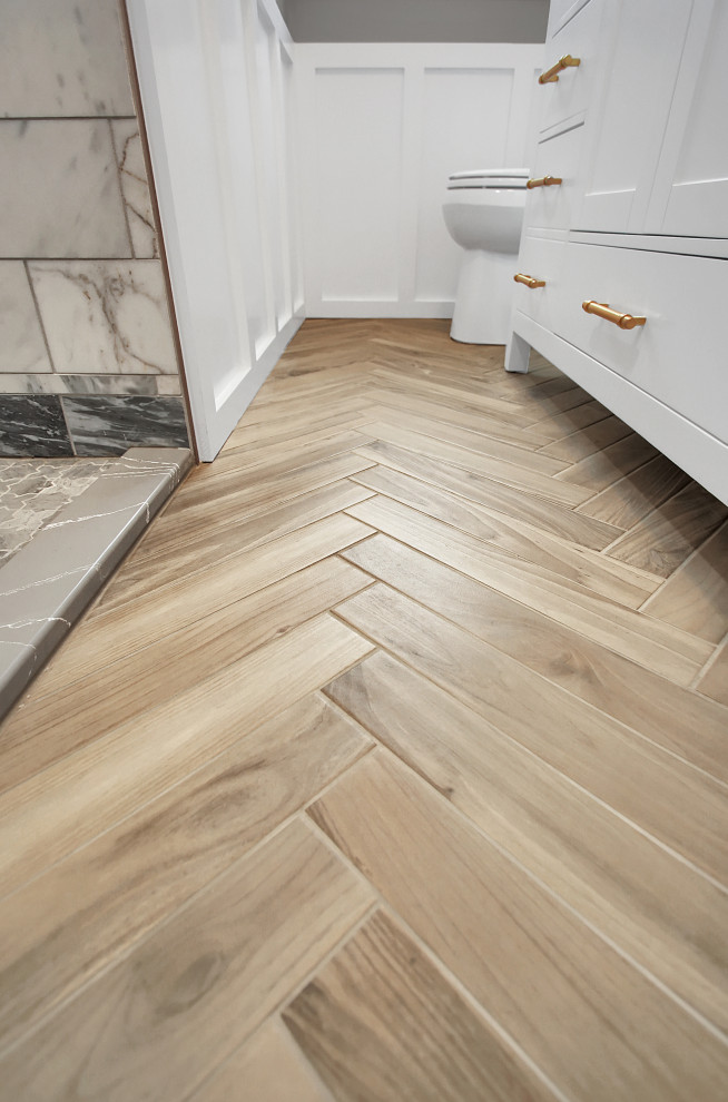 Bathroom - transitional bathroom idea