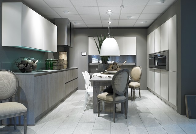 Handleless Kitchen By Schr&ouml;der K&uuml;chen modern-kitchen
