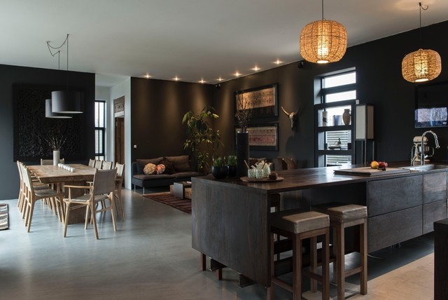 Houzzbesuch: Ein Bungalow mit Mut zu Schwarz und asiatischen Einflüssen