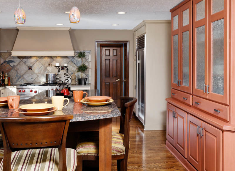Example of a transitional kitchen design in Indianapolis