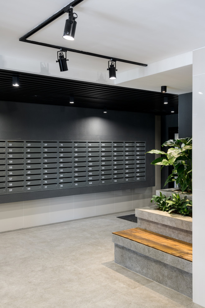 Холл жилого комплекса