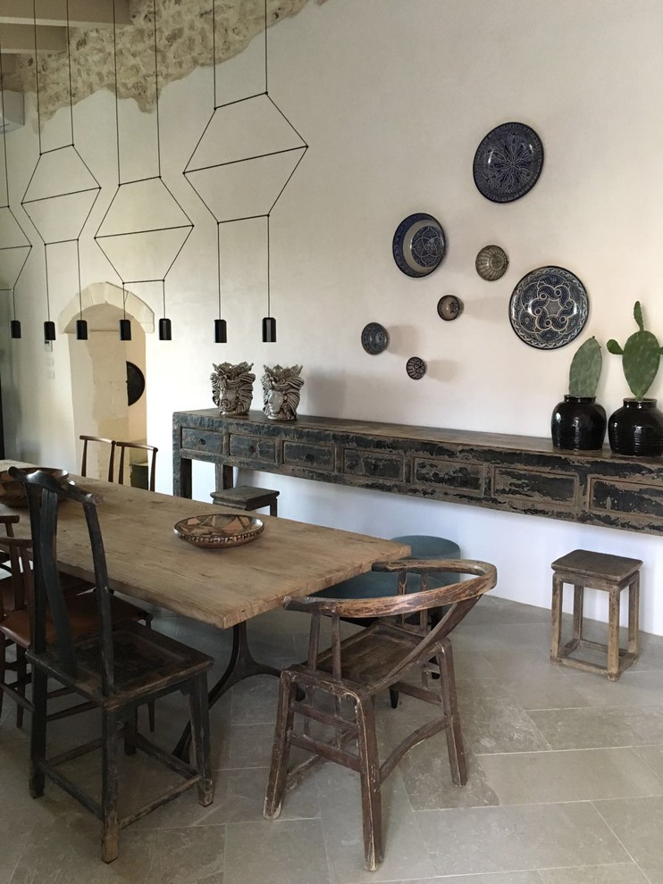 Design ideas for a mediterranean dining room in Paris.