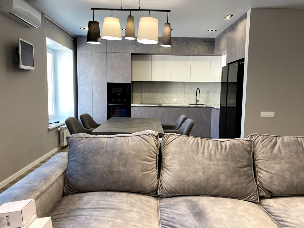 Петра Ломако 6