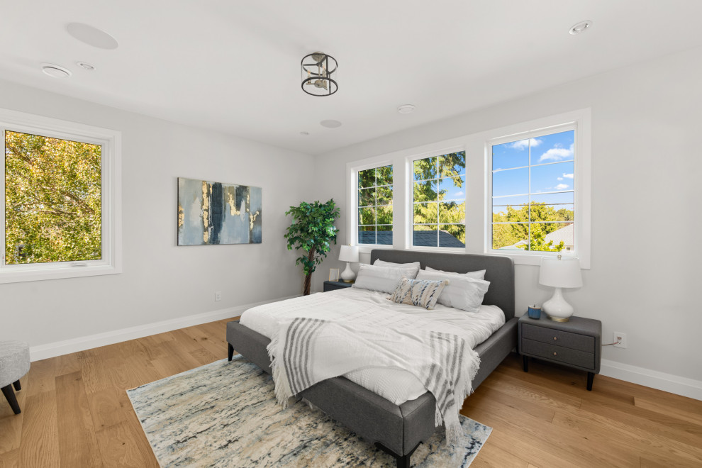 Home design - transitional home design idea in Vancouver