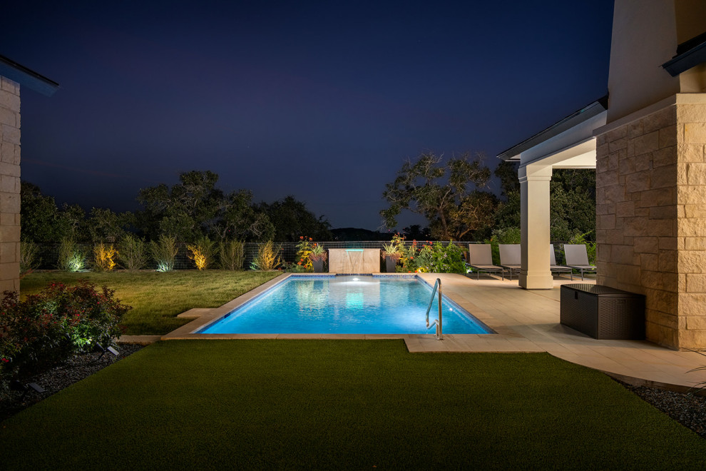 Inspiration for a transitional home design remodel in Austin