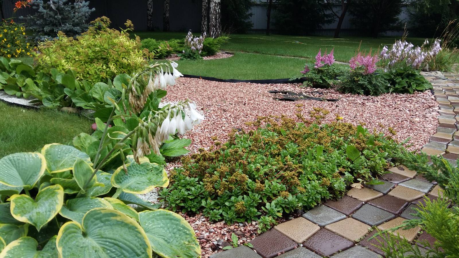 Уютный мини-парк