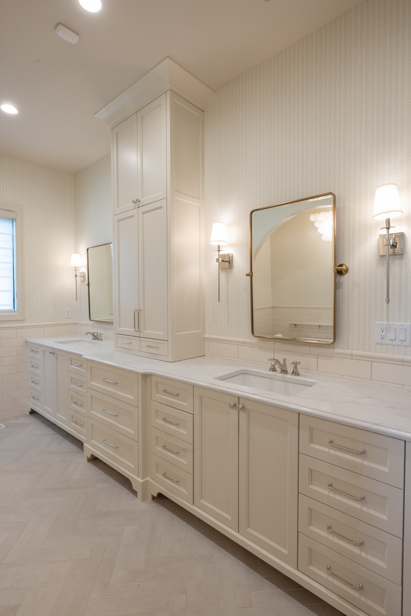 Transitional Cottage Inspired Estate | Custom Build