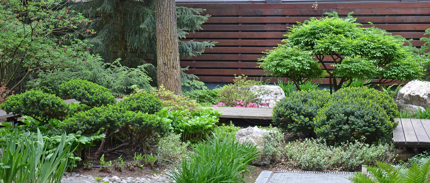 Сад с японским характером в КП Ландшафт