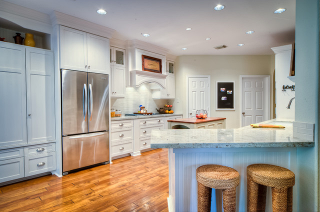 Coles Crossing Kitchen contemporary-kitchen