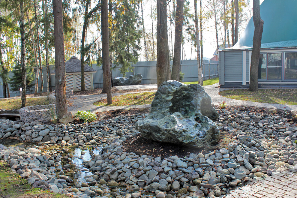 Под одной крышей