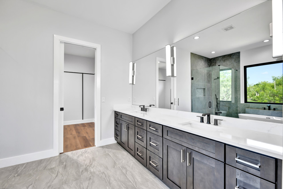 Horseshoe Bay Modern
