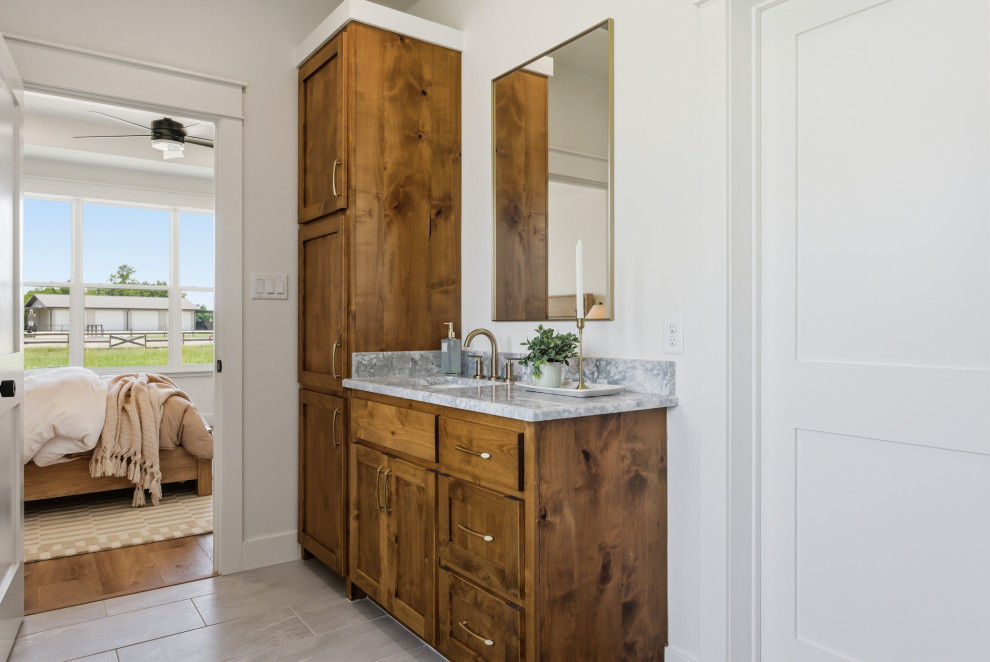 Mathis Collection I Bryan Texas