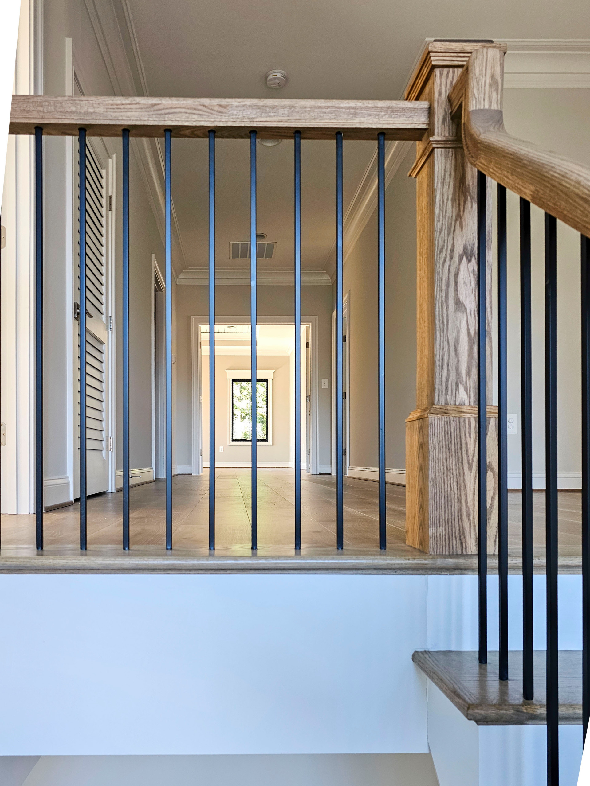 105_Modern and Bold U-Shaped Staircase, Vienna VA 22180