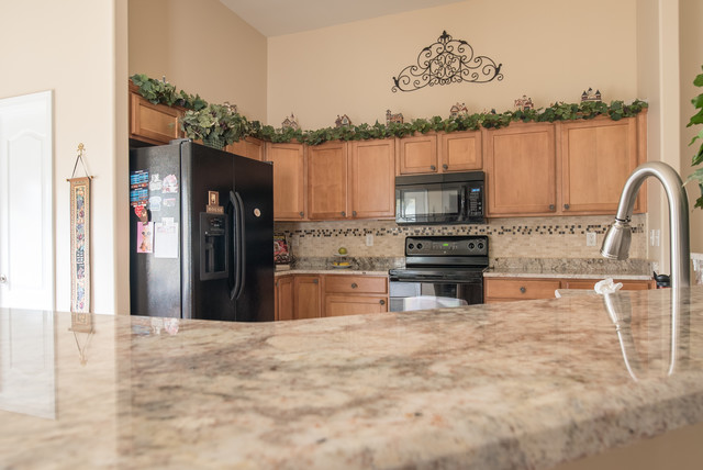 Sienna Bordeaux Granite Kitchen Countertops Traditional