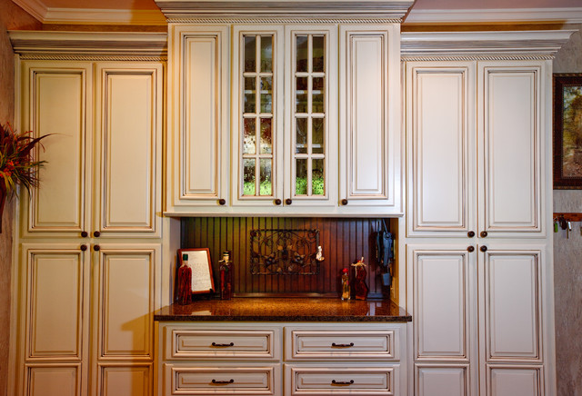 Glazed Kitchen Cabinets Atlanta - Atlanta - by Kbwalls