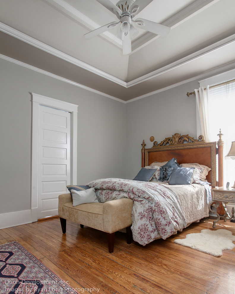 East Nashville Custom Closet and Bathroom