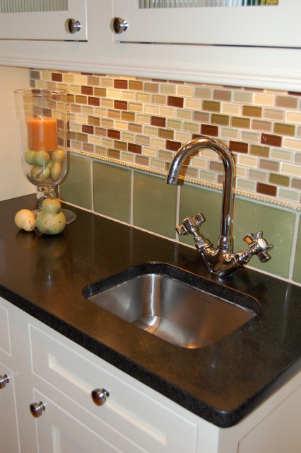 Kitchen backsplash modern-kueche